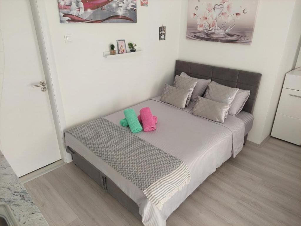 City Lux Square Apartment Skopje Luaran gambar